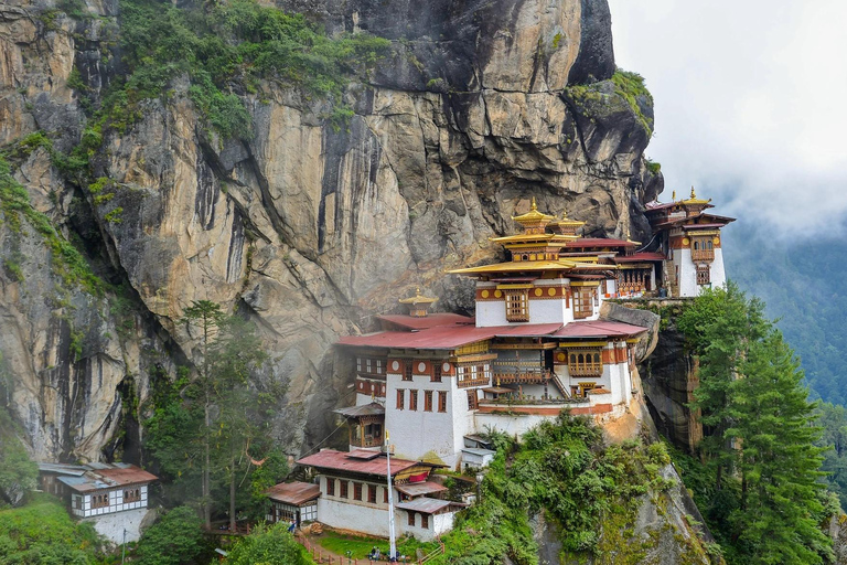 ''Bhutan: 6-Day Hidden Himalayas Tour with Meals''