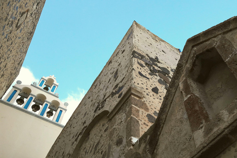 Santorini: Plate-Smashing Show & Fira Walking Tour