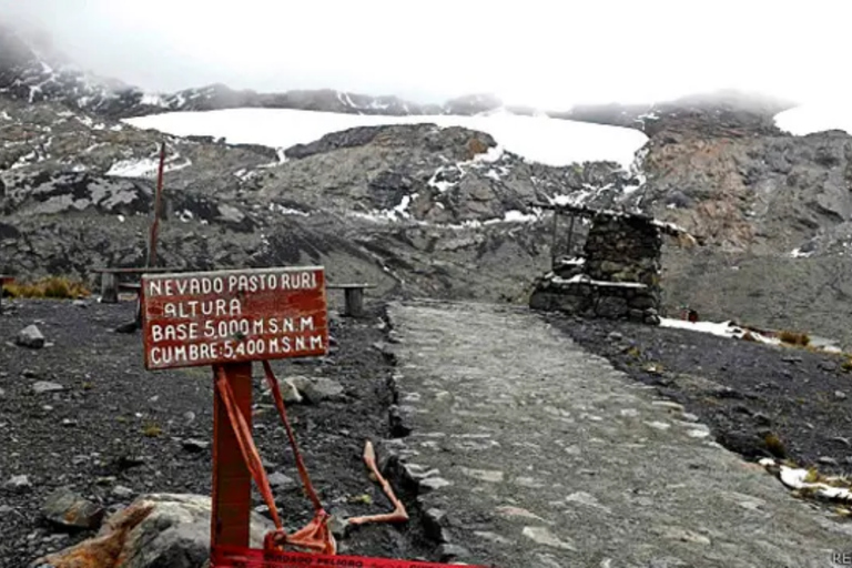 From Huaraz: Excursion to Nevado Pastoruri and Climate Change Route From Huaraz: Excursion to Nevado Pastoruri - Foreigners
