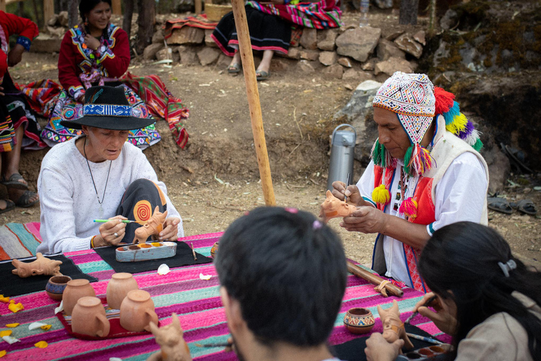 Pisac: Full day of Artistic Creativity and Sound Interpretation