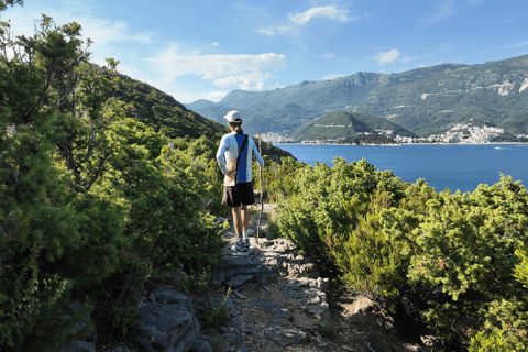 Budva: Kayak & Hike Experience on Sveti Nikola Island