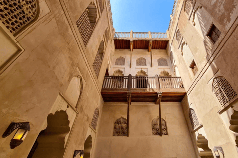 Private Historical Tour - Nizwa Fort, Bahla, Jabreen Castle