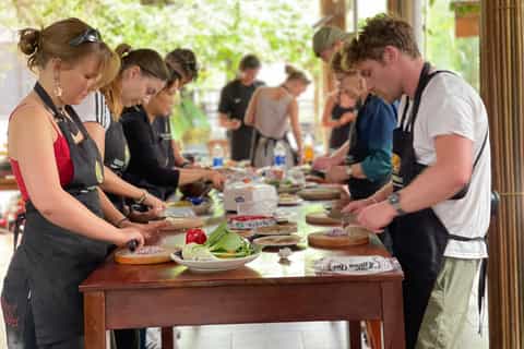 Market Tour, Basket Boat Ride & Cooking Class by Hangcoconut - Image 3