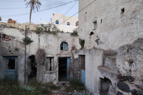 Santorini: noleggia un&#039;auto privata con autista (servizio orario)4 ore di auto e autista