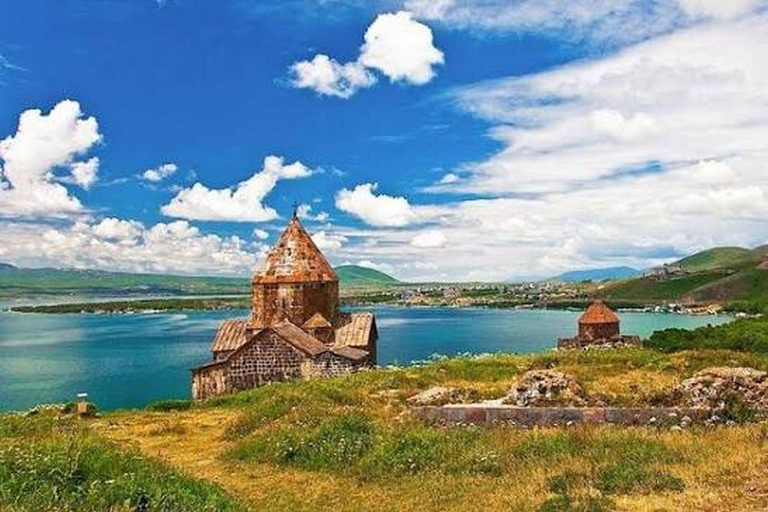 2 Countries in 1 Day:From Tbilisi to Armenia-Sevan & Yerevan