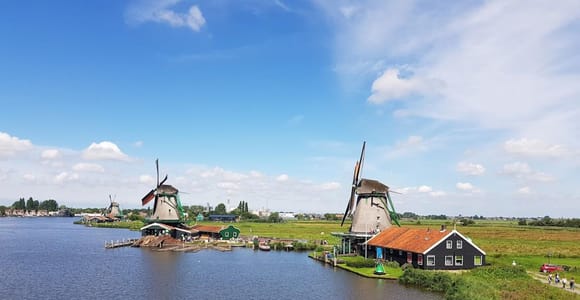 Private Tour durch Zaanse Schans und Giethoorn + 1-stündige Kanalrundfahrt