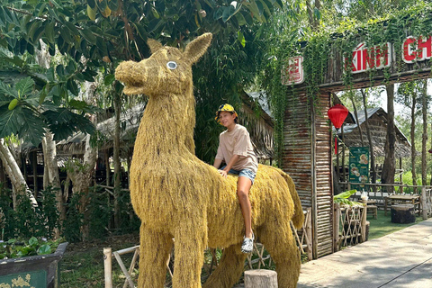 2-Day Mekong Delta Tour: Phu Quoc to Phnom Penh via Chau Doc Private Transfer with Driver (No Guide, No Hotel Included)