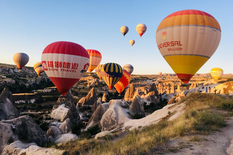 Cappadocia: Hot Air Balloon Flight &amp; Red Tour with LunchCappadocia: Hot Air Balloon Goreme Flight Only &amp; Pick Up