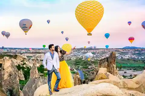 Cappadoce : Observation des montgolfières au lever du soleil