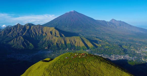 Lombok: 2-Day Anak Dara Hill Trek in Sembalun & Waterfalls