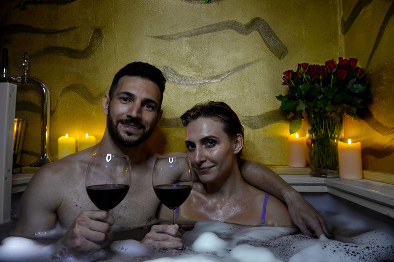 Warsaw: Beer Bath Experience (Sauna, Bath & Degustation)