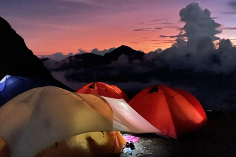 2-DNIOWA wspinaczka na szczyt RinjaniWspinaczka na szczyt Rinjani