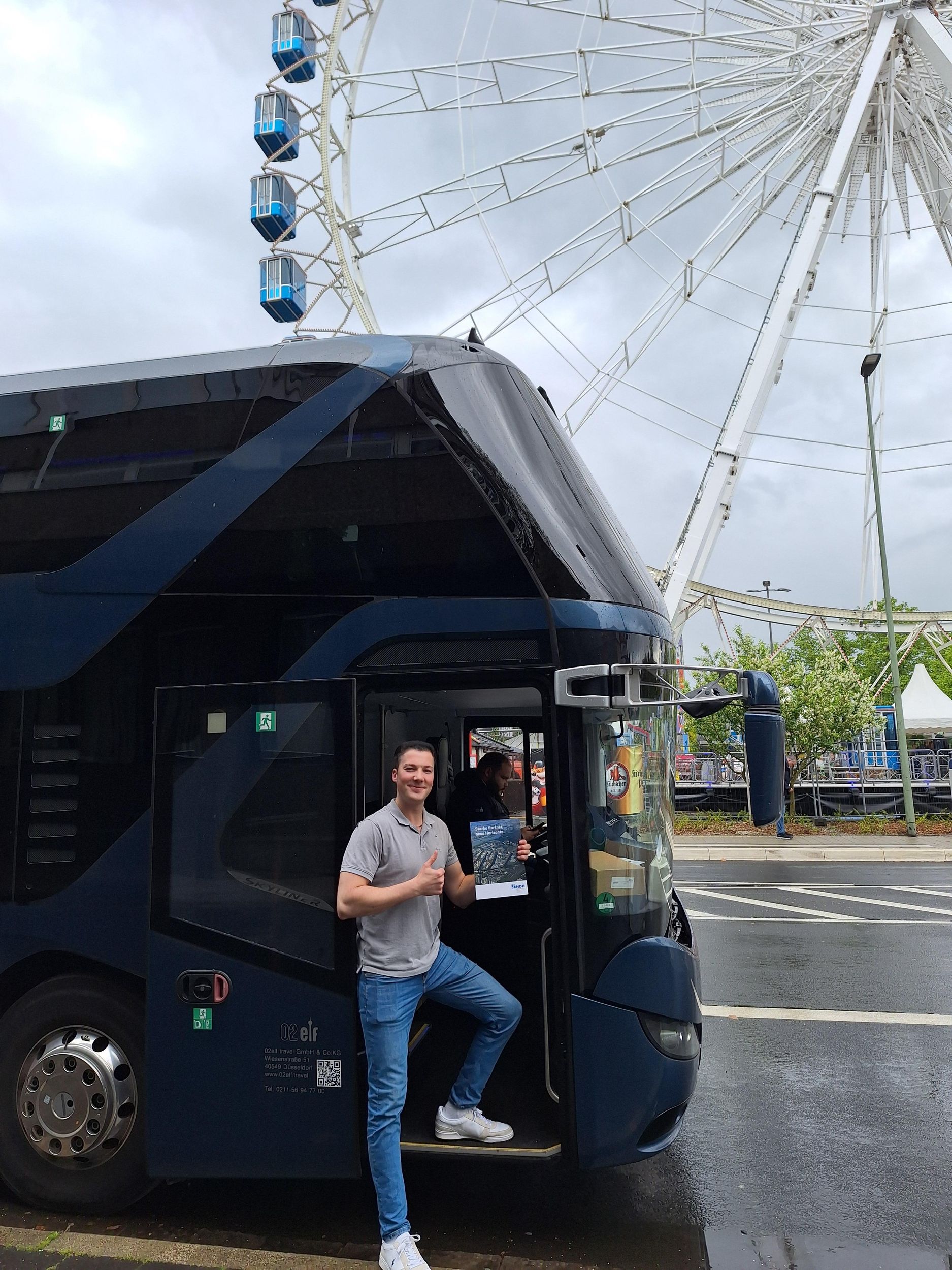 Neuss: Hafenrundfahrt mit Bus