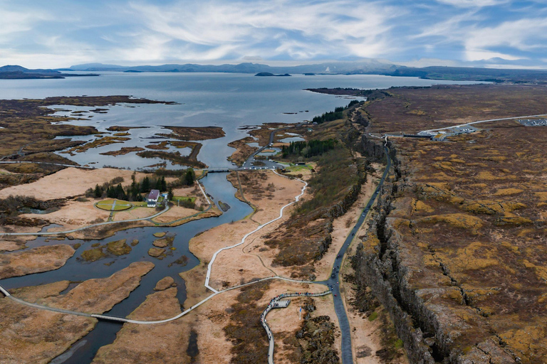 Reykjavik: Golden Circle & Waterfalls in Chinese冰岛黄金圈中文一日团 黄金圈一日游（含12号巴士站免费接送）