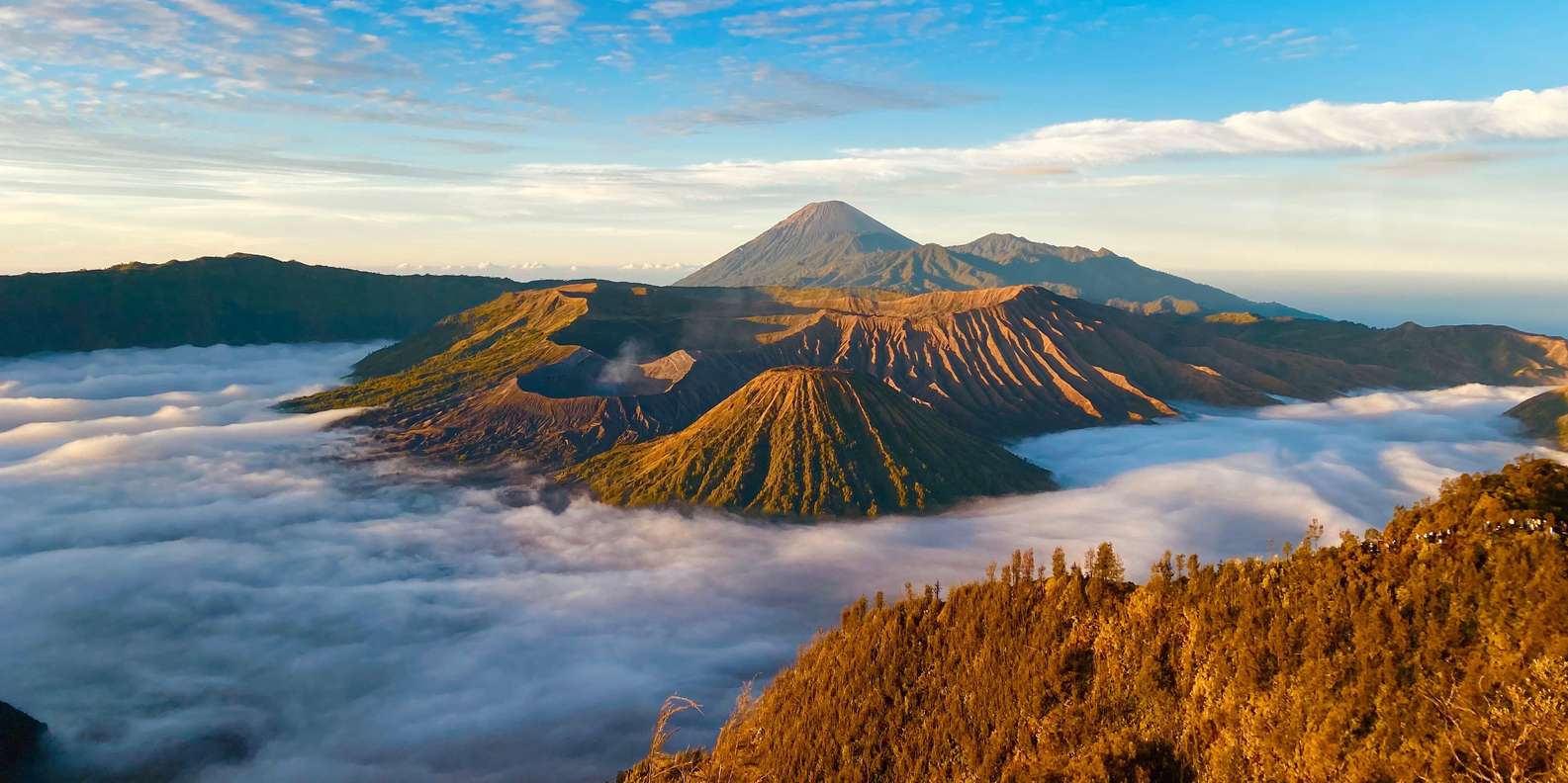 Sunrise Gunung Bromo by Triptojava