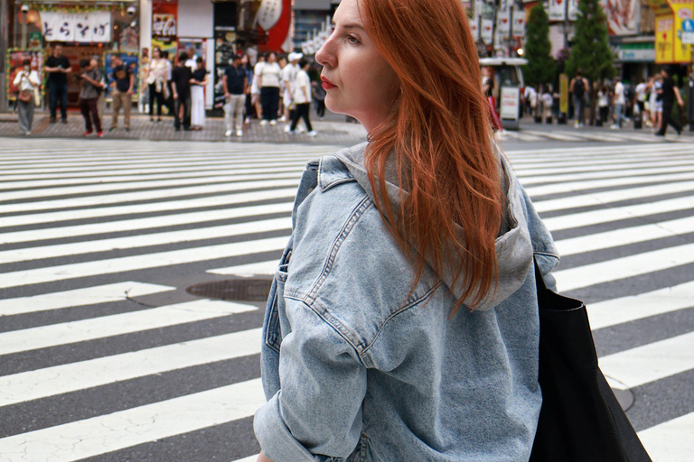 Tokyo: Shinjuku Early Morning Private Photoshoot 90-Min Session – Adds West Exit Skyline | 100 Photos