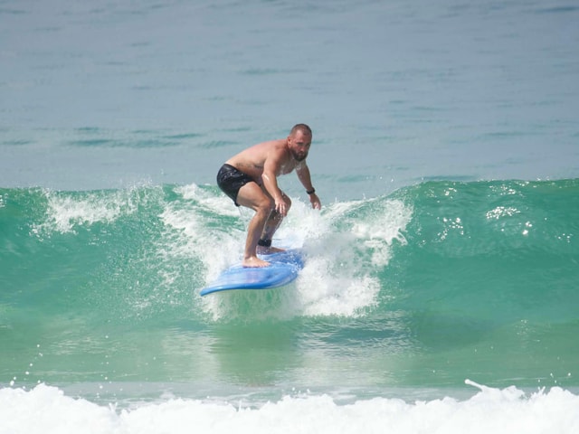Phuket: Surf Experience in Bang Tao with Local Instructor