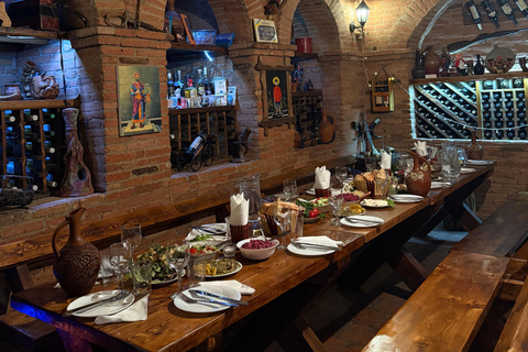 تبليسي: وليمة جورجية مع دروس في النبيذ والطبخ