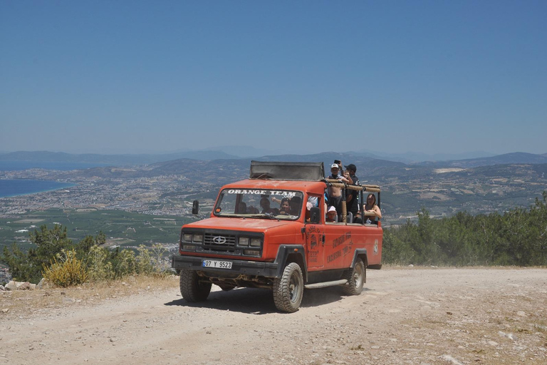 Kusadasi: safari in jeep alla penisola di Dilek con pranzo BBQ