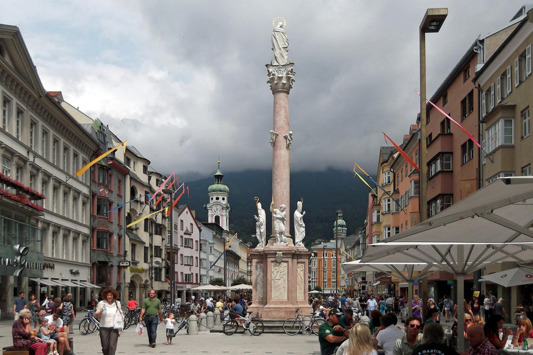 Vienna: Private transfer to Innsbruck or Innsbruck to ViennaVienne : Transfert privé vers Innsbruck ou Innsbruck vers Vienne.