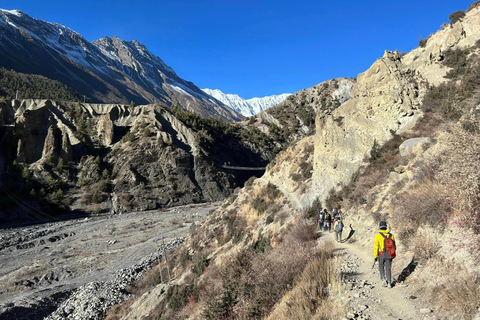 Trekking wokół Annapurny – 14 dni