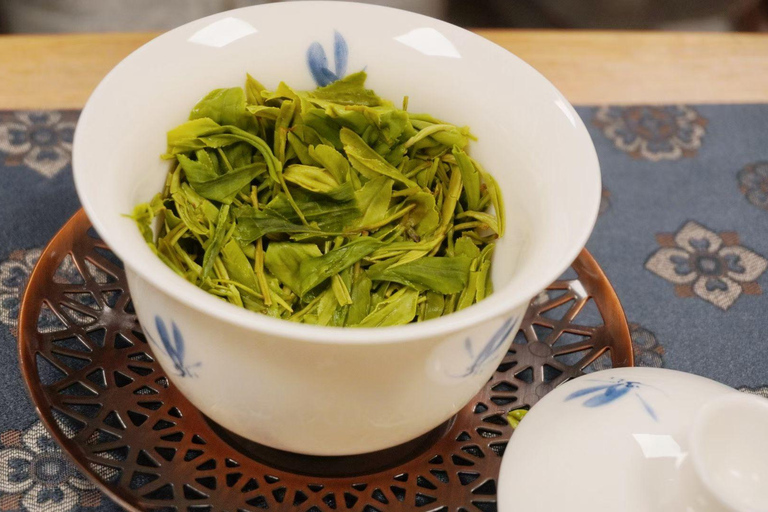 Shanghai: Chinese Tea Ceremony Workshop with Tasting