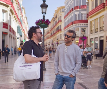 Málaga: Wine & Tapas Tour