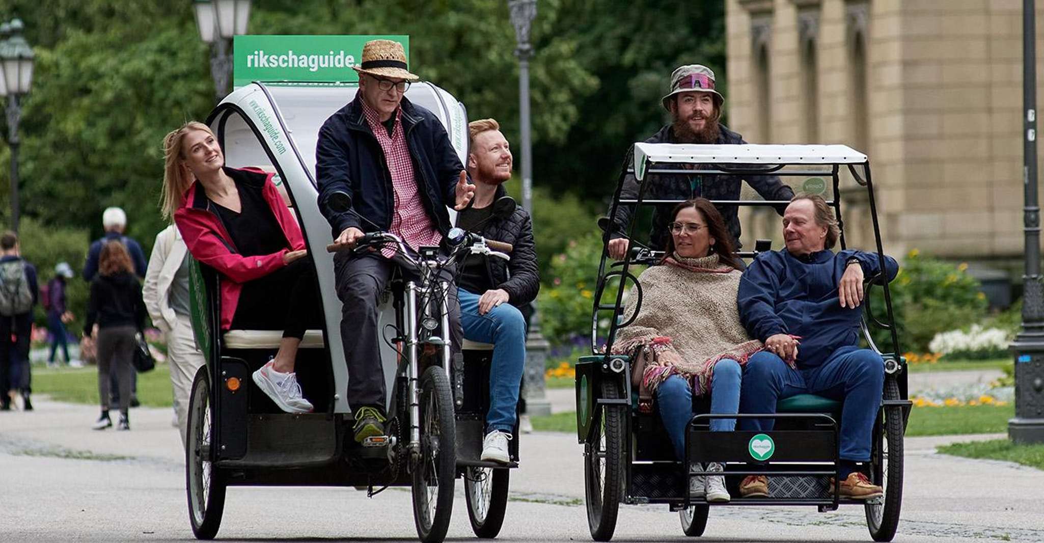 Munich: City Highlights Rickshaw Tour photo 5