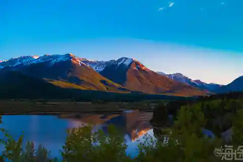 From Banff/Canmore: Banff National Park Guided Day Tour