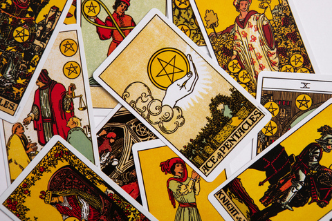 Delhi: Tarot Card Reading Experience