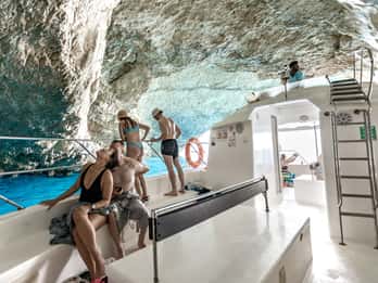 Porto Vromi: Navagio Shipwreck Beach & Blue Caves by Boat
