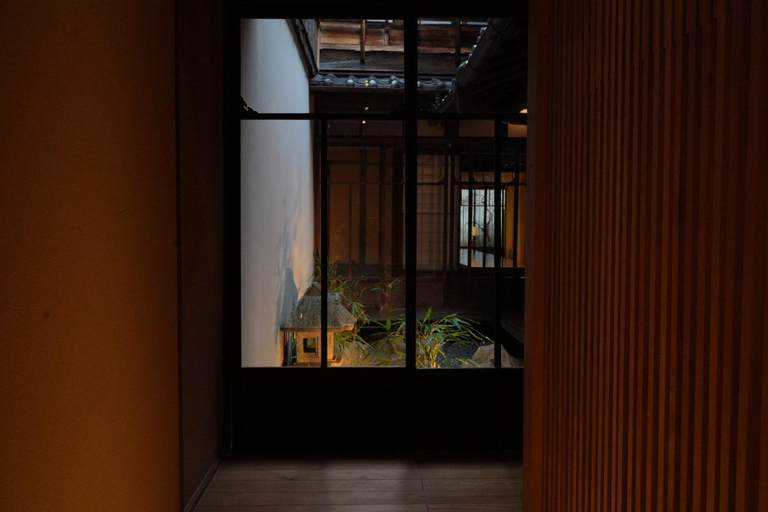 One Hour Geisha Show and Kitano Tenmangu Shrine in Kyoto