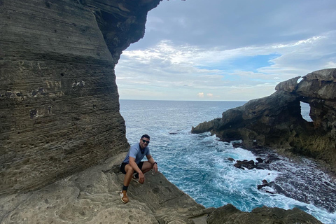 Von San Juan aus: Taino-Höhle, Strandbad und Essen probieren