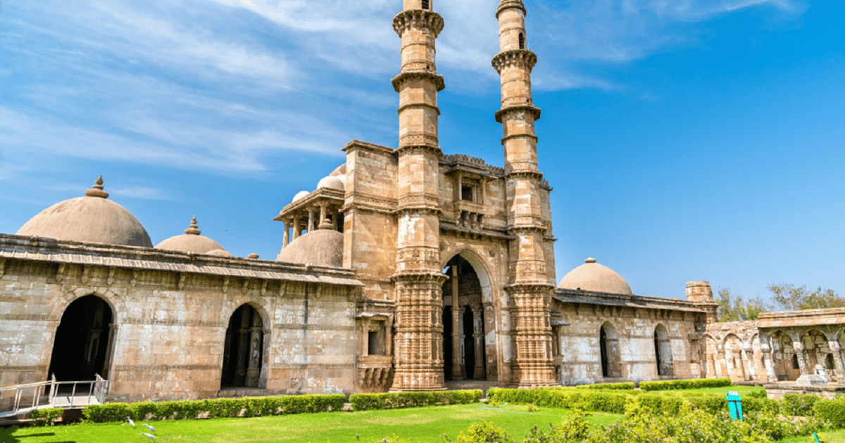 Ahmedabad: Champaner-Pavagadh Guided Full Day Excursion | GetYourGuide