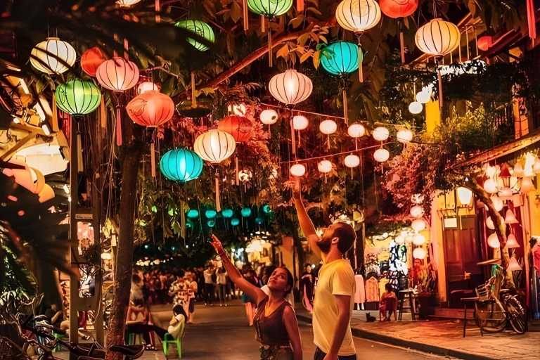 4-Day 3-Night: Explore Vietnam Central Heritage from Da Nang Private tour with hotel included