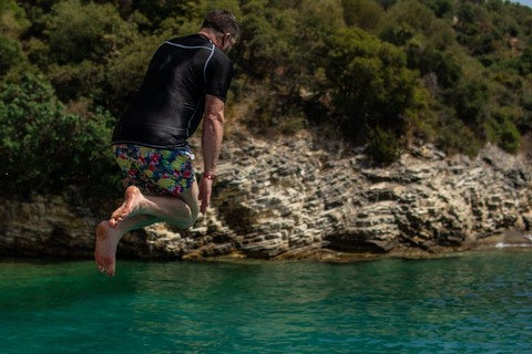 Depuis Lefkimmi : Excursion en bateau vers Sivota et la lagune bleueExcursions en bateau à Sivota, lagune bleue (à partir de Lefkimmi - Kavos)