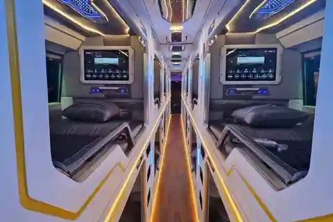 Hanoi: Transfer to or from Sa Pa Town in a VIP Sleeper Bus