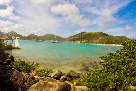 San Martín: Tour guiado por la isla de Pinel con viaje en ferry