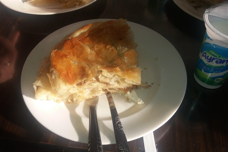 Skopje: Matka Canyon and Vrelo Cave Kayak Tour