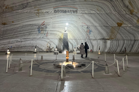 Bucharest:Dracula-Vlad the Impaler tomb & Salt Mine day tour Bucharest:Salt Mine & Dracula Tomb Small-Group day tour