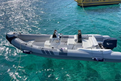 Sea taxi to Magawish island by speedboat