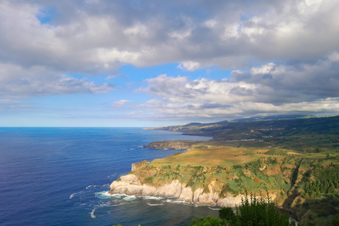 Ponta Delgada: Landausflug Sete Cidades &amp; Vulkan FurnasLandausflug: São Miguel Insel Tour