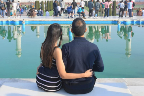 Agra: Taj Mahal Skip-the-Line Entry Ticket