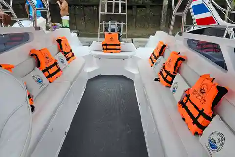 Phuket: Private Luxury Speed Boat to James Bond Island