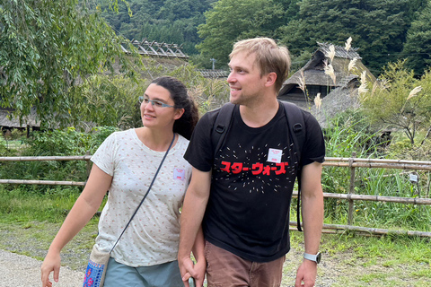 Journée d'excursion autour du mont Fuji et du lac KawaguchiVisite avec prise en charge au monument "LOVE" de Shinjuku