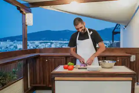 Athens: Cooking Class at Diamond Roof Garden