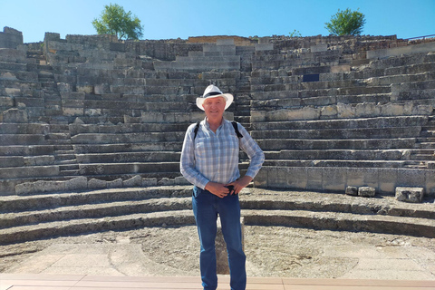 Visiting historic Segobriga, ancient Roman town near Madrid