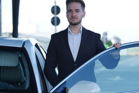 Brașov: Peles, Cantacuzino, & Bran Castles Private Tour