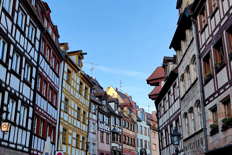 Norimberga: castello, centro storico, chiese e ponti, birra e bratwurst compresi