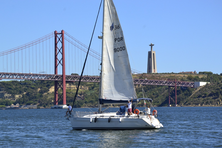 Lisboa: Excursión de un día y puesta de sol por el río Tajo